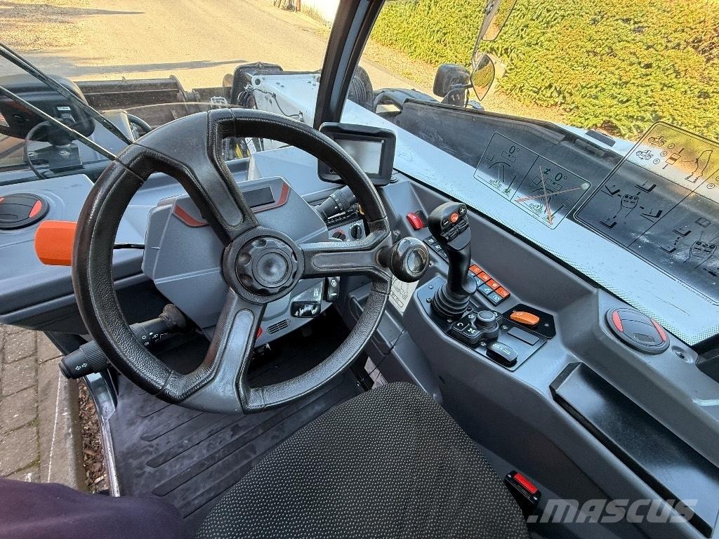 Bobcat TL 43.80 HF معدات مناولة لأغراض الزراعة