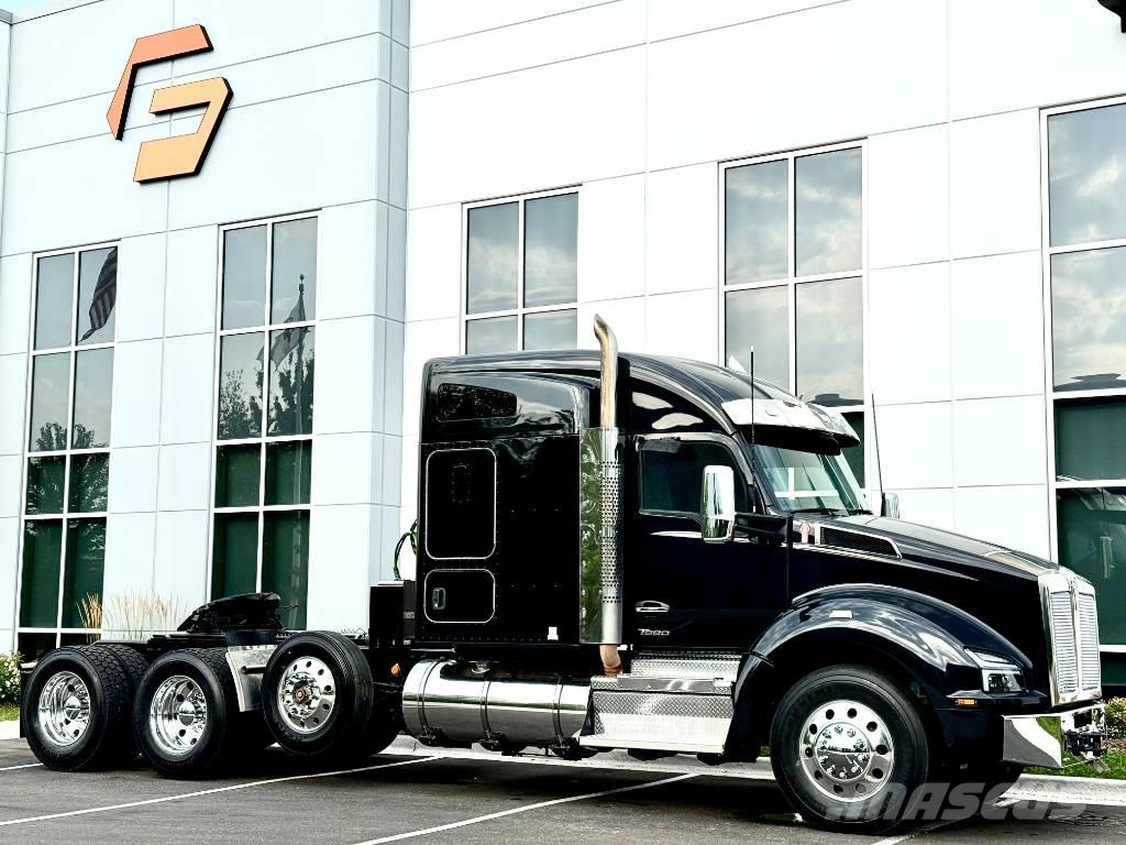 Kenworth T 880 وحدات الجر