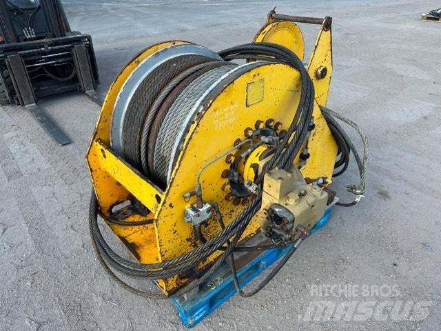Bauer used winch ملحقات وقطع غيار معدات الحفر