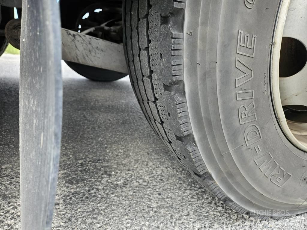 Mercedes-Benz Econic شاحنات ذات صهاريج