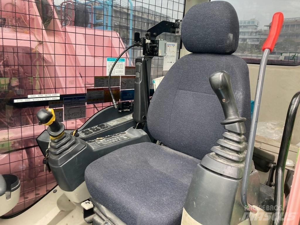 Kobelco SK2200D رافعات صالحة لكل أنواع الطرق