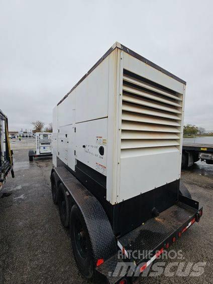 Cummins C 300 D6R مولدات ديزل