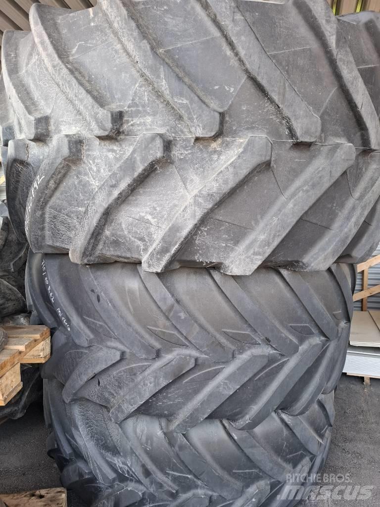  Käytetyt renkaat الإطارات والعجلات والحافات