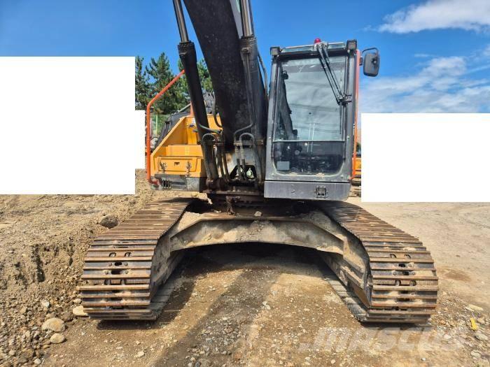 Volvo BM EC300E حفارات زحافة