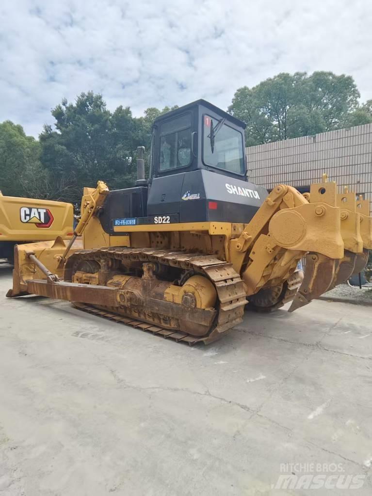 Shantui SD 22 بلدوزرات مجنزرة