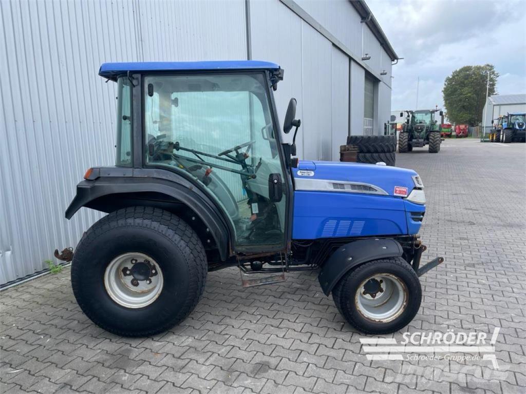 Iseki 5470 الجرارات