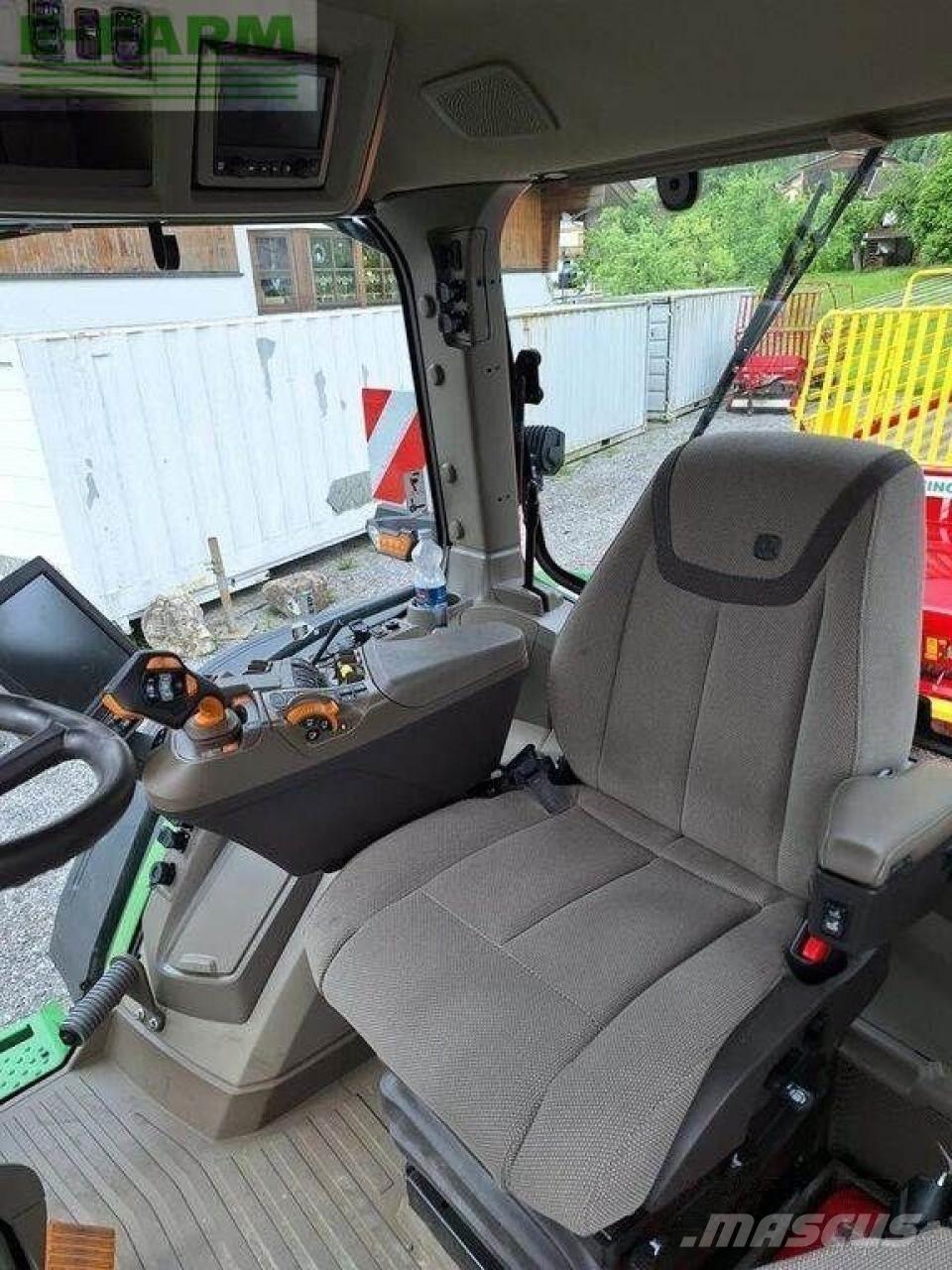 John Deere 7r 330 الجرارات