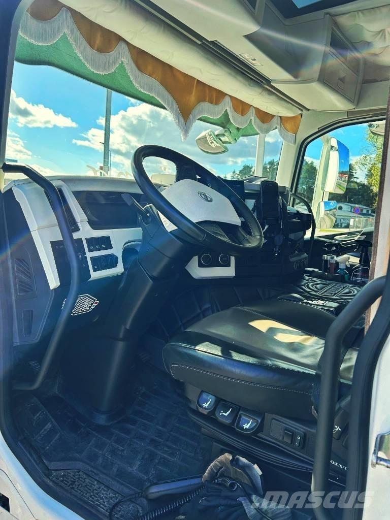 Volvo FM 380 4x2 وحدات الجر