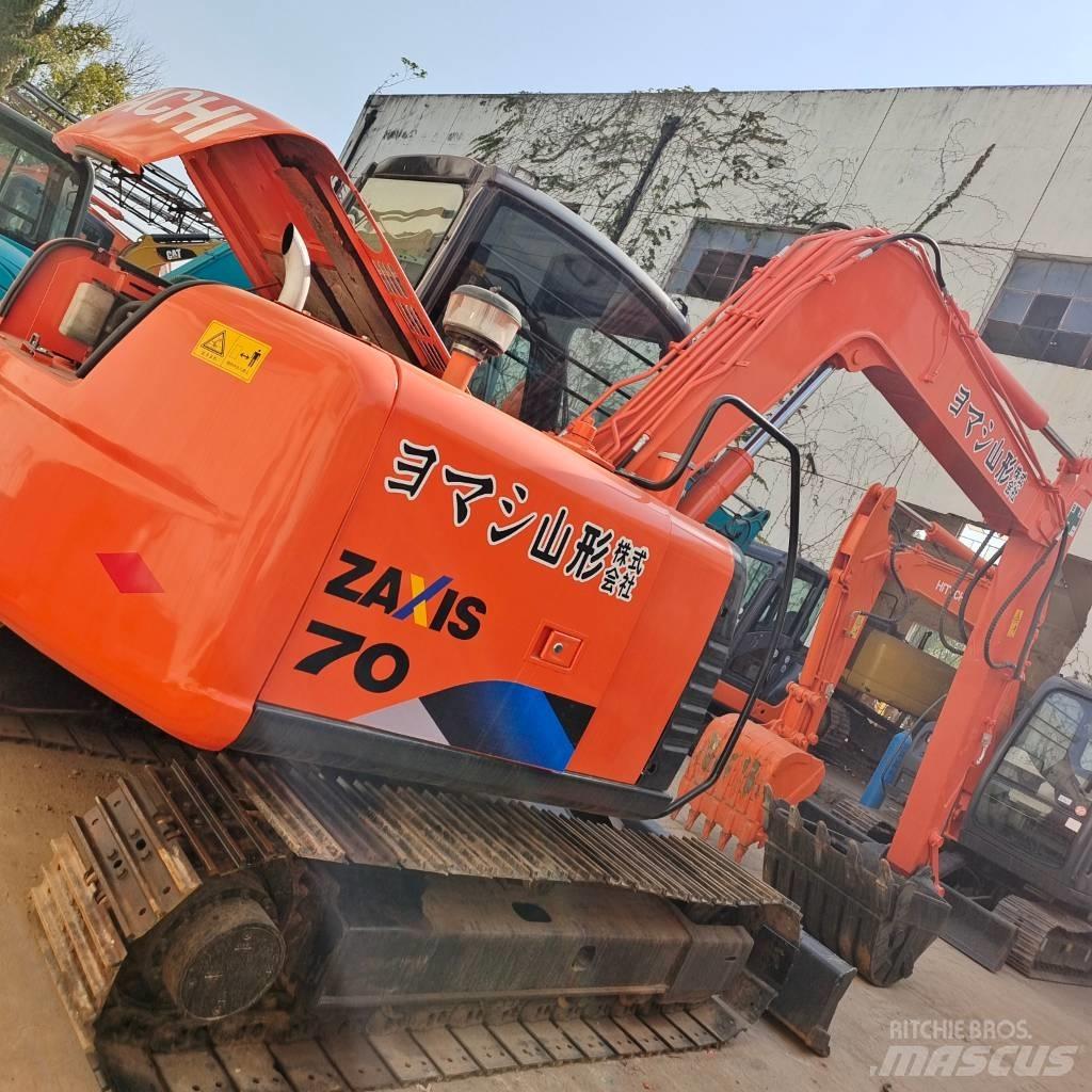 Hitachi ZX 70 حفارات زحافة