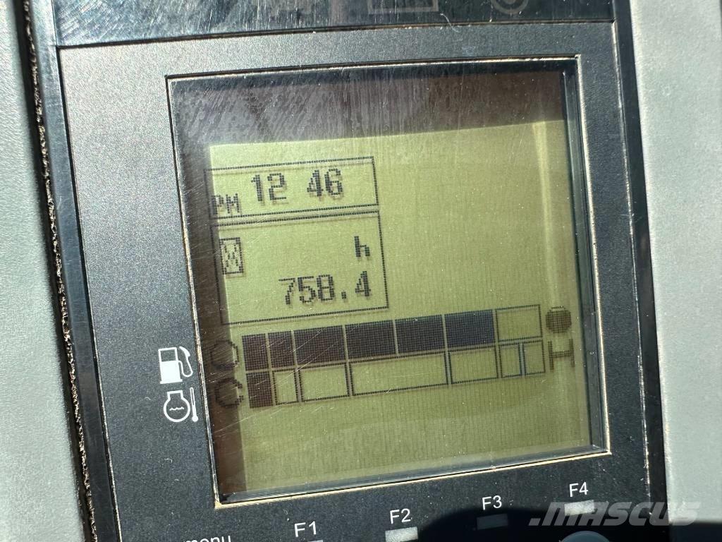 Yanmar Vio 80-1A حفارات زحافة