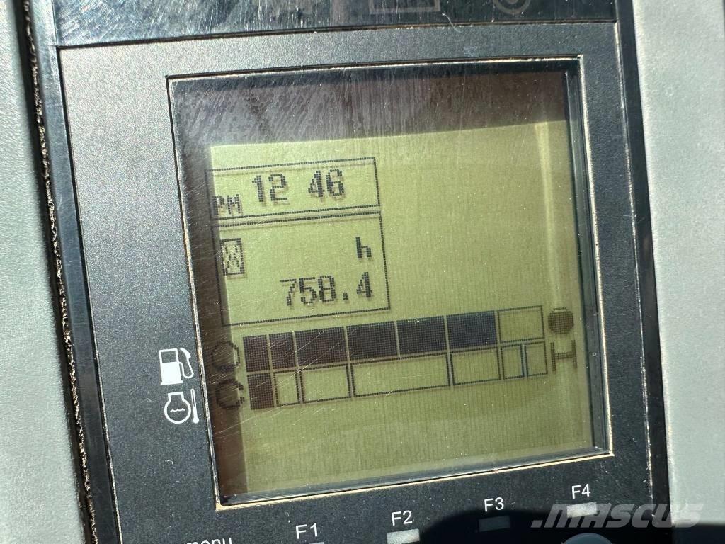 Yanmar Vio 80-1A حفارات زحافة