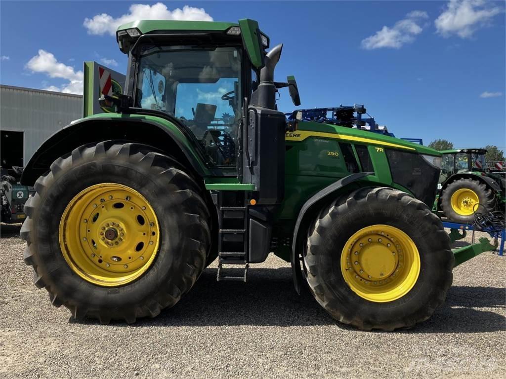 John Deere 7R 290 الجرارات