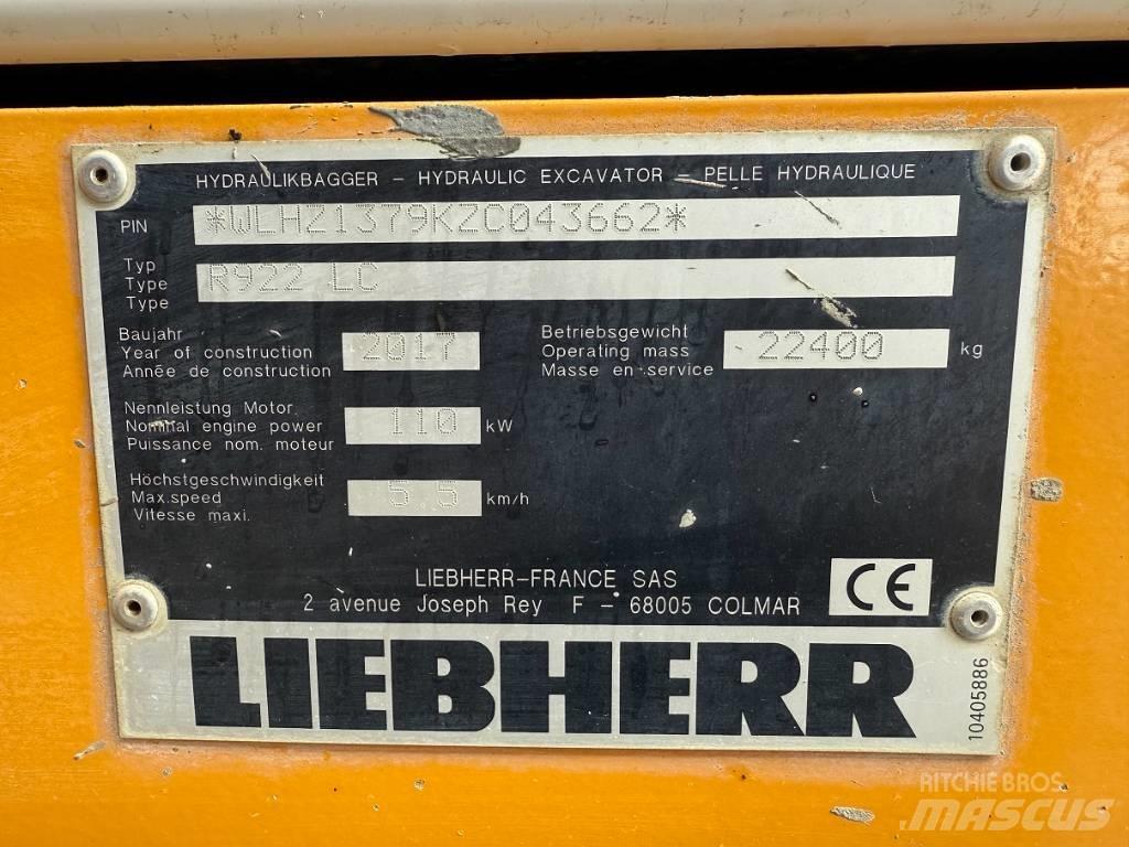 Liebherr R 922 LC حفارات زحافة