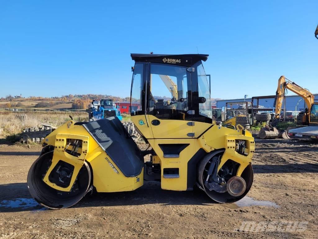 Bomag BW 151 AD-5 مداحل ثنائية الاسطوانة