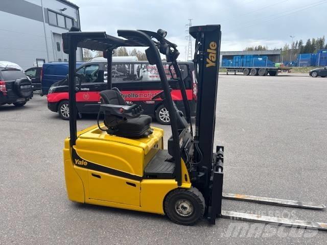 Yale ERP 20 VT شاحنات ذات رافعات شوكية تعمل بالكهرباء