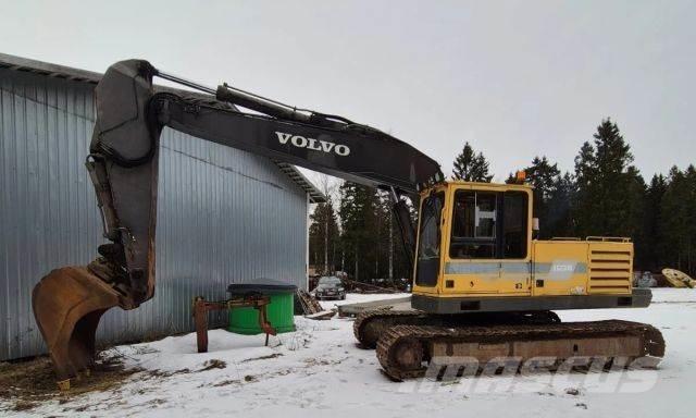 Volvo EC 230B حفارات زحافة