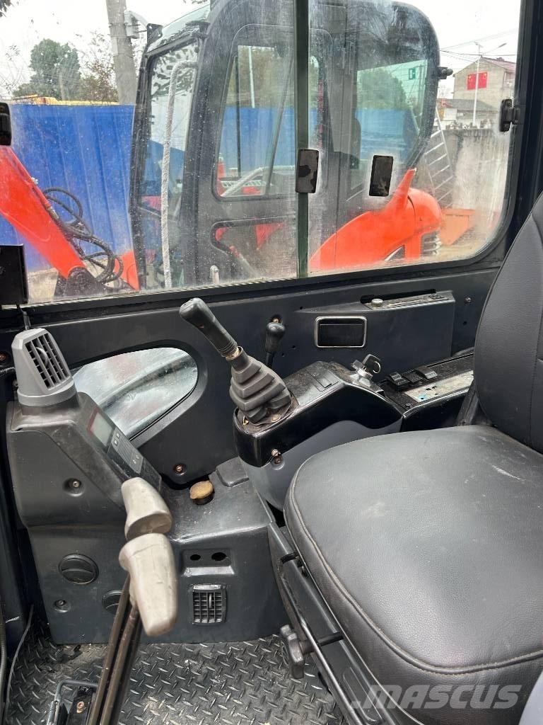 Hitachi ZX 60 حفارات صغيرة أقل من 7 طن (حفارات صغيرة)