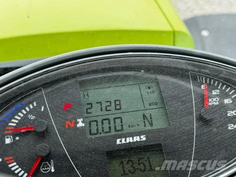 CLAAS AXION 830 الجرارات