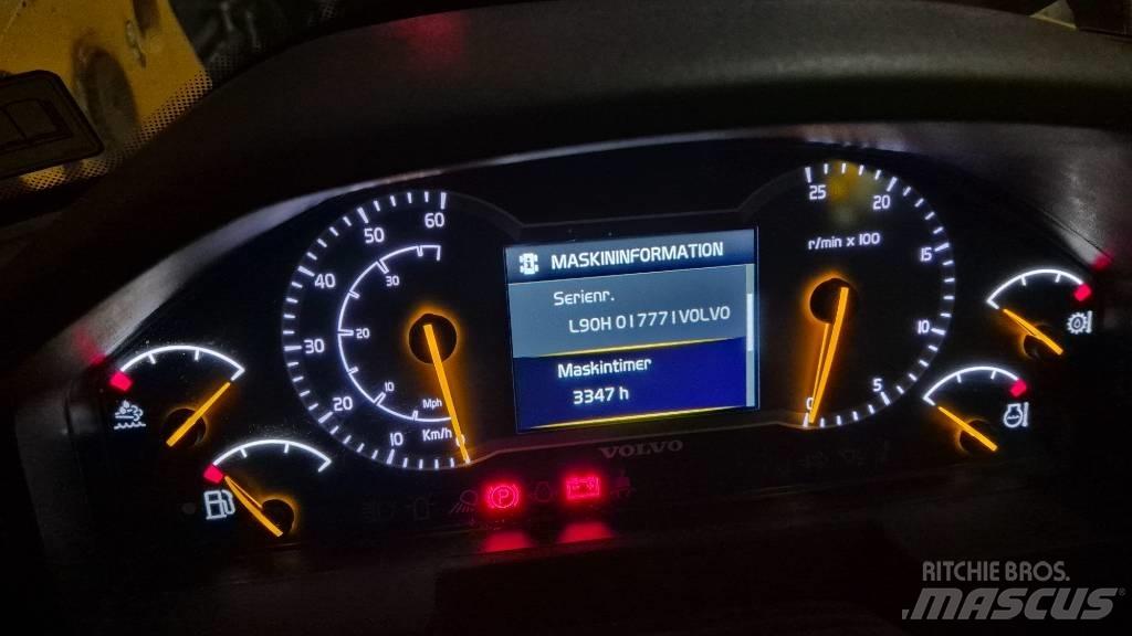 Volvo L 90 H لوادر بعجل