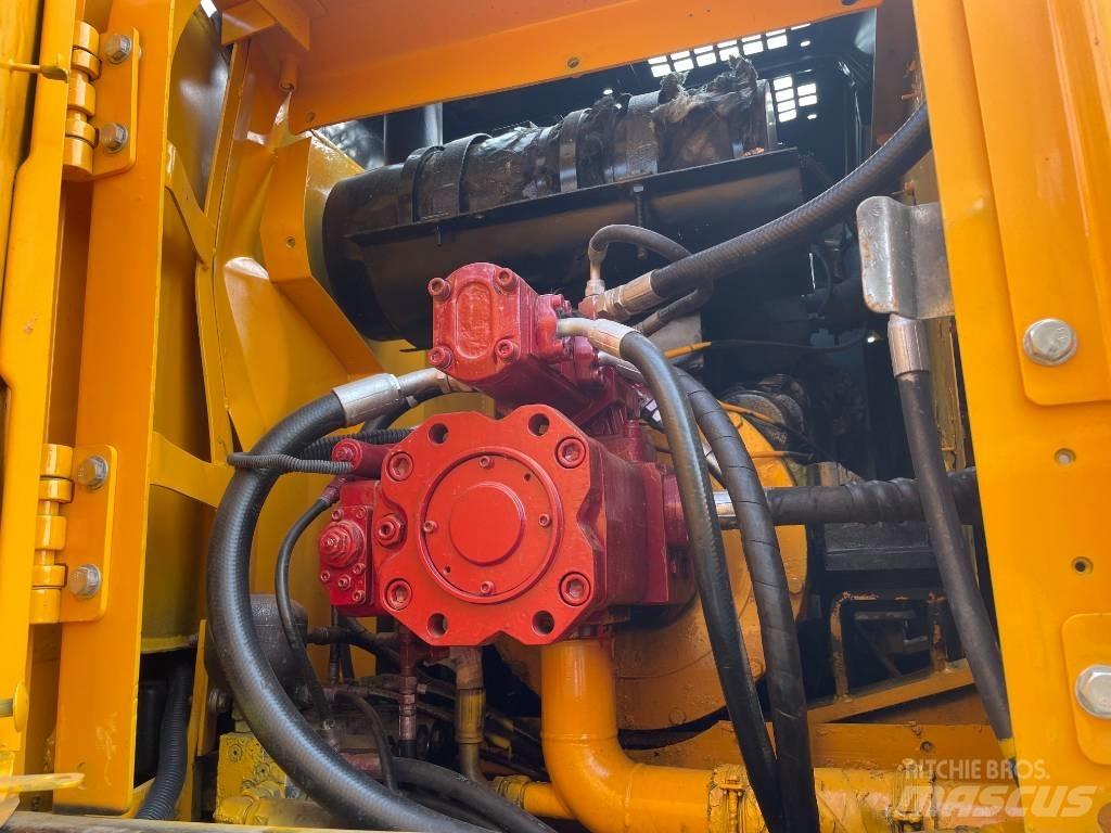 Hyundai R 150 W-9 حفارات زحافة