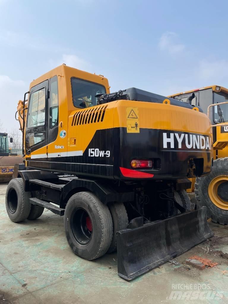 Hyundai R 150 W-9 حفارات زحافة