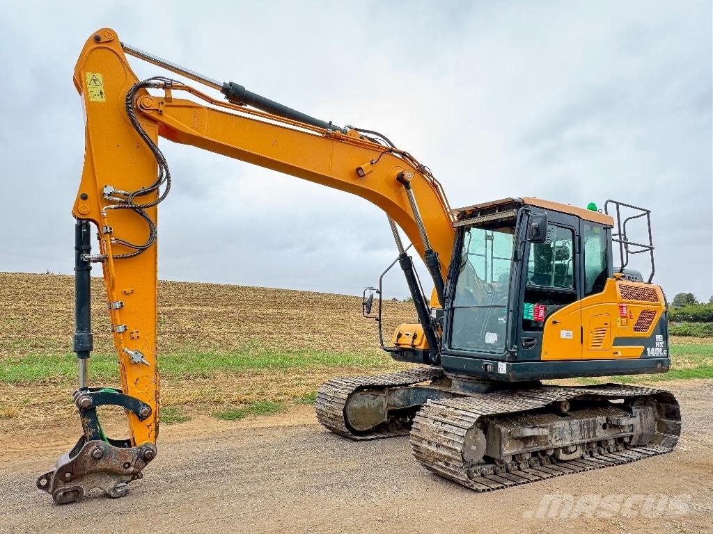 Hyundai HX140 LC حفارات زحافة