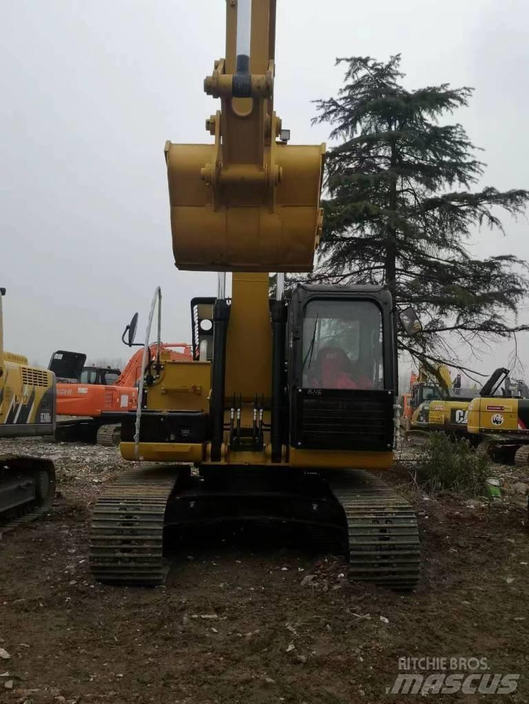 CAT 320 D حفارات زحافة