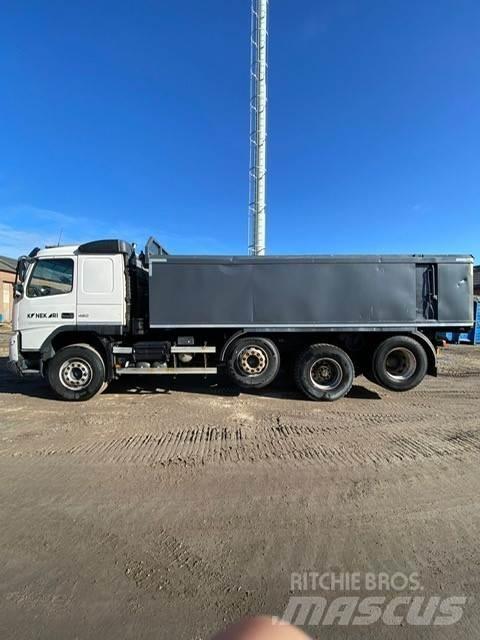 Volvo FMX 8*2 شاحنات قلابة