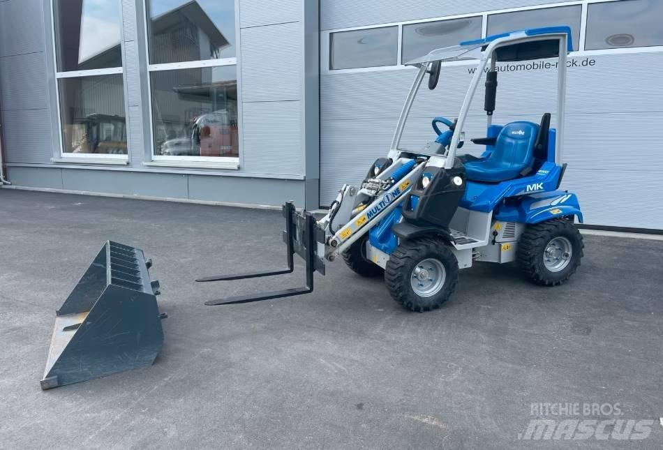 Multione MK لوادر صغيرة