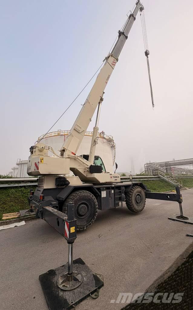 Terex RC 35 رافعات الطرق الوعرة