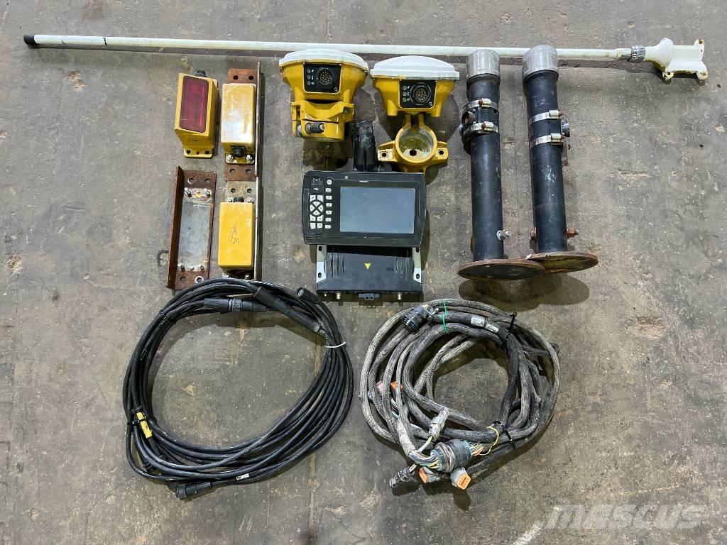 Trimble GPS GSC900 مكونات أخرى