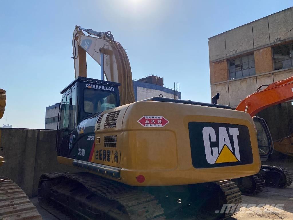 CAT 330 D حفارات زحافة