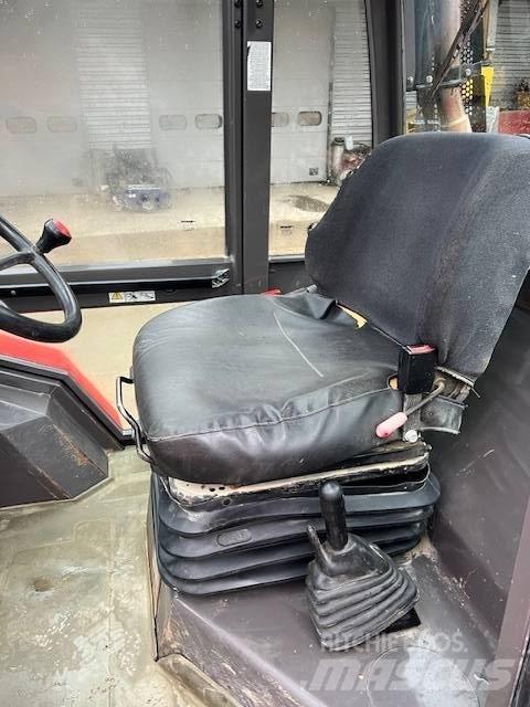 Manitou M 30.2 شاحنات الطرق الوعرة