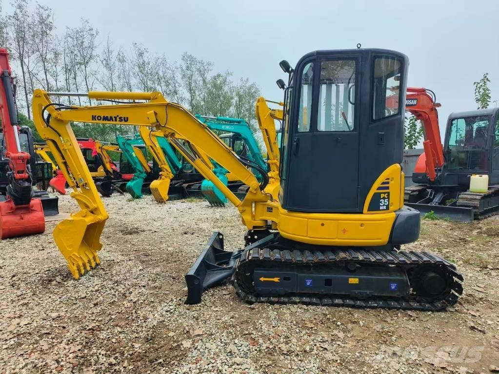 Komatsu PC 35 MR حفارات صغيرة أقل من 7 طن (حفارات صغيرة)