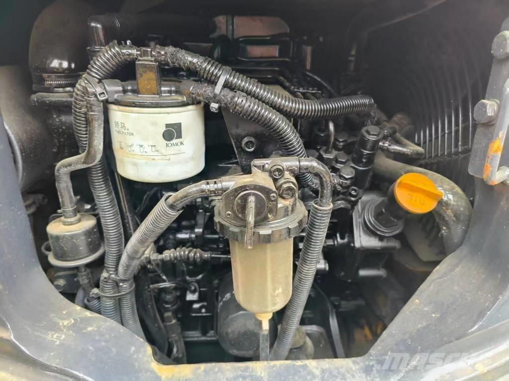 Komatsu PC 35 MR حفارات صغيرة أقل من 7 طن (حفارات صغيرة)