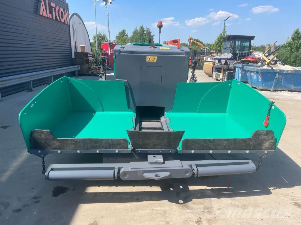 Vögele SUPER 800-3I معدات السفلتة