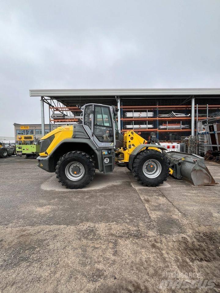 Wacker Neuson WL 95 لوادر بعجل