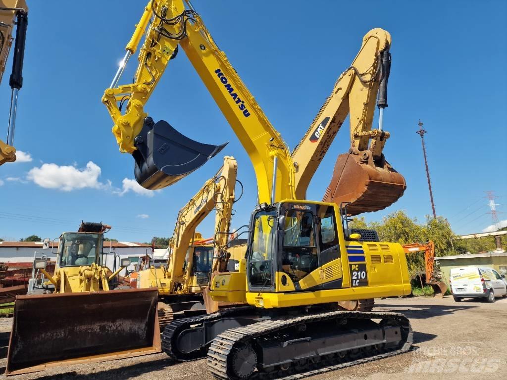 Komatsu PC 210 LC-11 حفارات زحافة