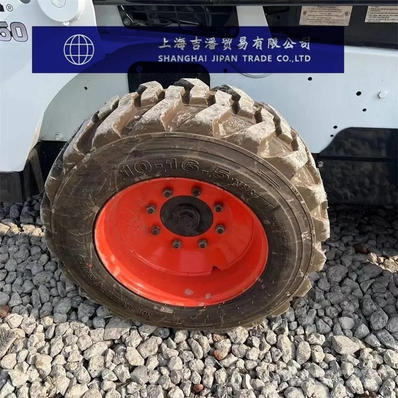 Bobcat S 450 لوادر انزلاقية التوجيه