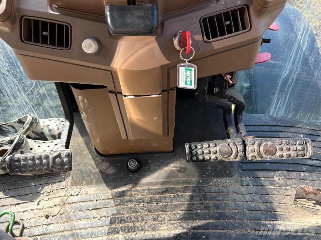 John Deere 7710 الجرارات