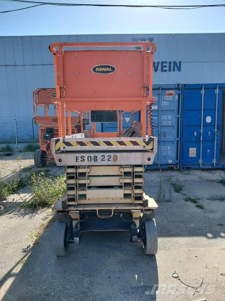 JLG 2646ES رافعات مقصية الشكل