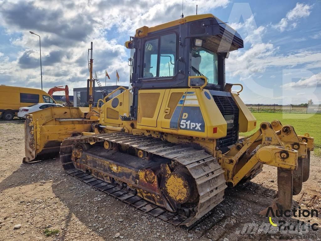 Komatsu D51PX-22 بلدوزرات مجنزرة