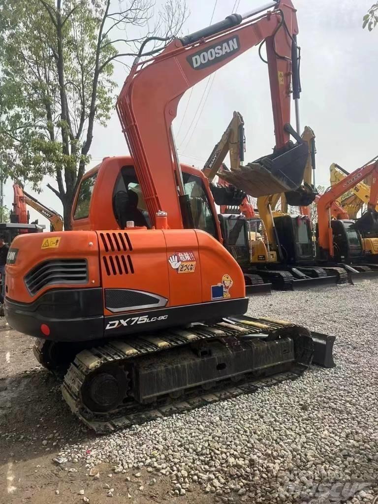 Doosan DX 75LC-9 C حفارات صغيرة أقل من 7 طن (حفارات صغيرة)