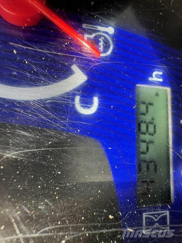 Kubota SSV 65 لوادر انزلاقية التوجيه