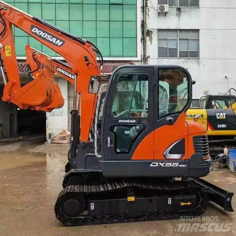 Doosan DX55-9C حفارات صغيرة أقل من 7 طن (حفارات صغيرة)