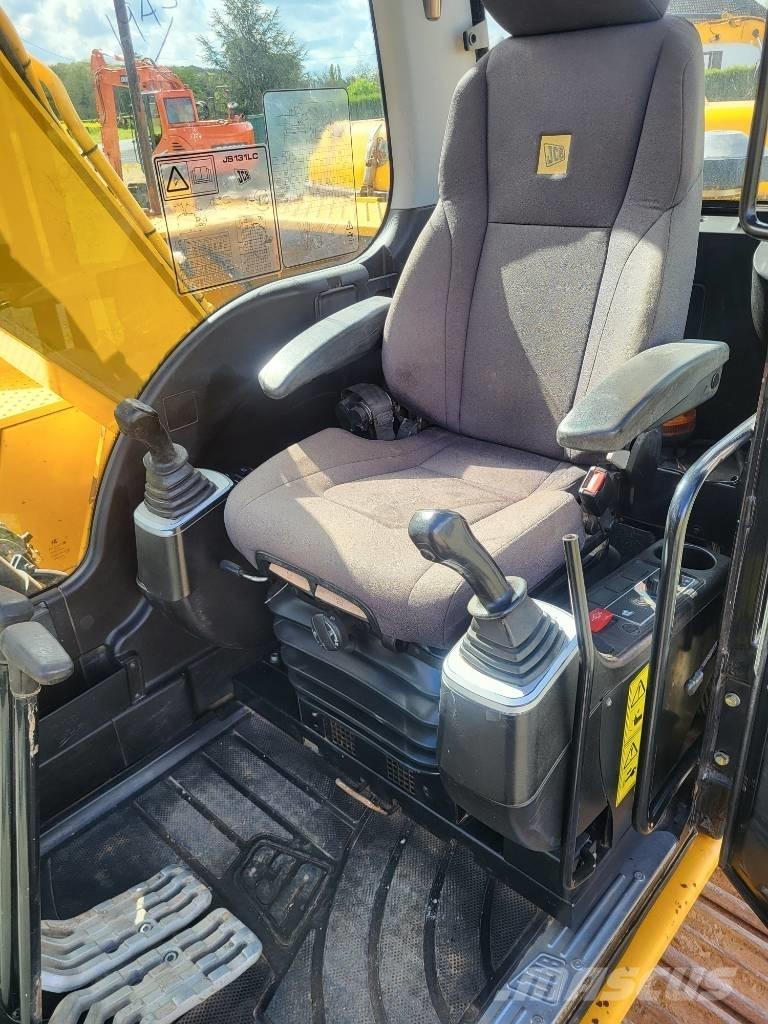 JCB JS 130 LC حفارات زحافة