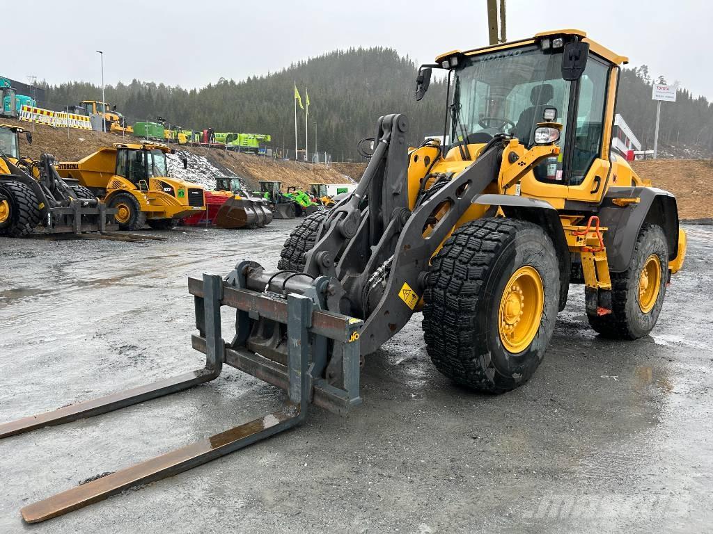  SOLD ! Volvo L 90 H لوادر بعجل
