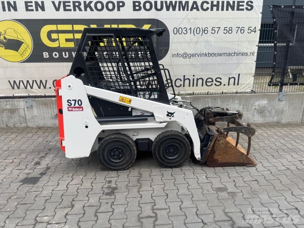 Bobcat S70 لوادر انزلاقية التوجيه