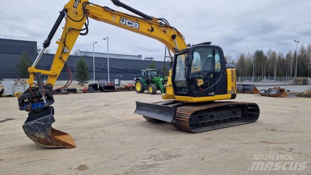 JCB JZ 140 LC حفارات زحافة