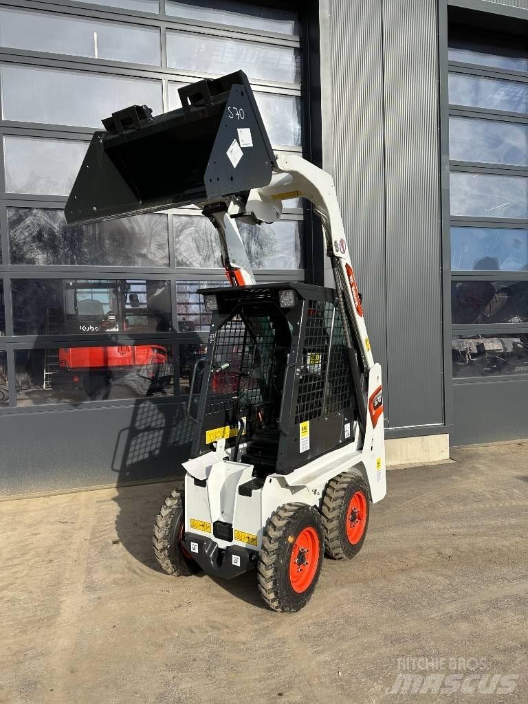 Bobcat S 70 لوادر انزلاقية التوجيه